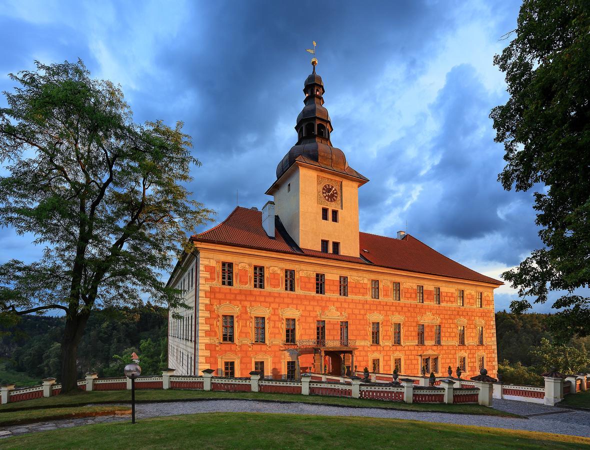 Penzion Cernicka Obora Bechyne Exterior photo